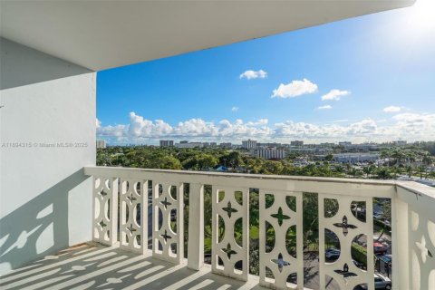 Copropriété à vendre à North Miami, Floride: 1 chambre, 72.28 m2 № 1950480 - photo 23
