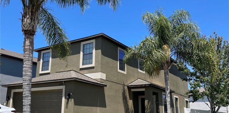 Casa en New Port Richey, Florida 3 dormitorios, 166.85 m2 № 1733160
