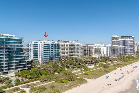 Condominio en venta en Surfside, Florida, 2 dormitorios, 149.94 m2 № 2013482 - foto 2