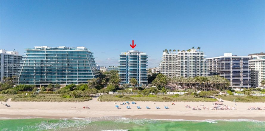 Condominio en Surfside, Florida, 2 dormitorios  № 2013482