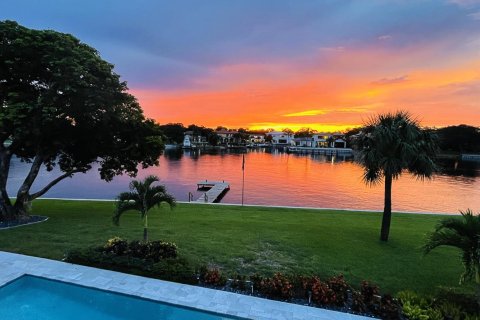 Villa ou maison à vendre à North Palm Beach, Floride: 4 chambres, 400.97 m2 № 2089653 - photo 2