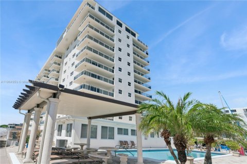 Condominio en alquiler en Hillsboro Beach, Florida, 2 dormitorios, 125.42 m2 № 1954907 - foto 29