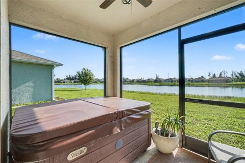 Villa ou maison à vendre à Punta Gorda, Floride: 4 chambres, 171.5 m2 № 2156442 - photo 25
