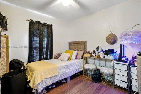 Villa ou maison à louer à West Palm Beach, Floride: 2 chambres, 72.28 m2 № 1946050 - photo 7