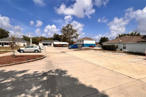 Commercial property in Spring Hill, Florida 382.01 sq.m. № 2103832 - photo 7