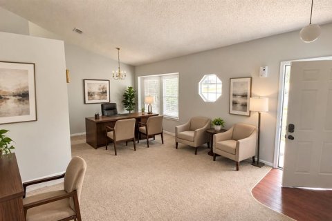 Immobilier commercial à louer à Spring Hill, Floride: 382.01 m2 № 2103832 - photo 17