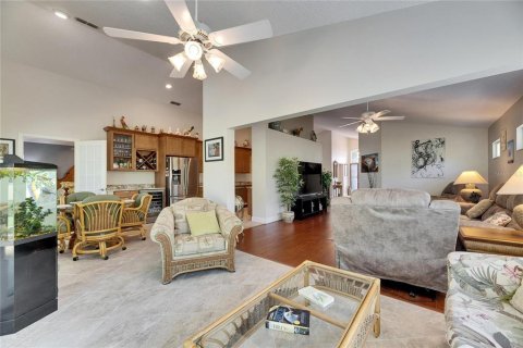 Villa ou maison à vendre à Sun City Center, Floride: 2 chambres, 182.09 m2 № 1717608 - photo 30