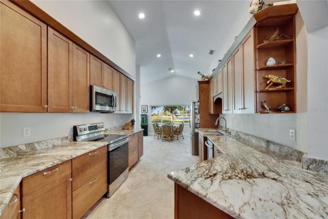 Villa ou maison à vendre à Sun City Center, Floride: 2 chambres, 182.09 m2 № 1717608 - photo 18