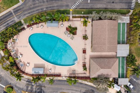Copropriété à vendre à Tamarac, Floride: 2 chambres, 76.83 m2 № 2087936 - photo 17