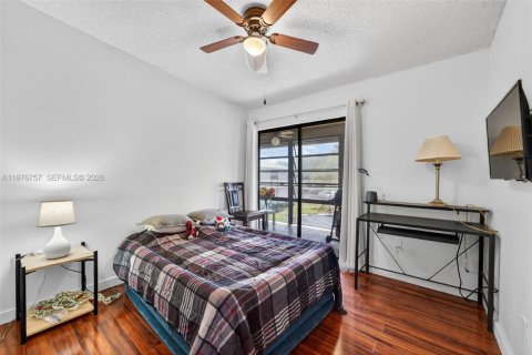 Copropriété à vendre à Tamarac, Floride: 2 chambres, 76.83 m2 № 2087936 - photo 7