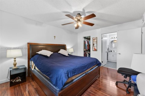 Copropriété à vendre à Tamarac, Floride: 2 chambres, 76.83 m2 № 2087936 - photo 11