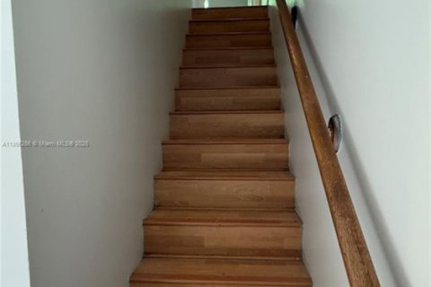 Condo in Pompano Beach, Florida, 2 bedrooms  № 1980248 - photo 7