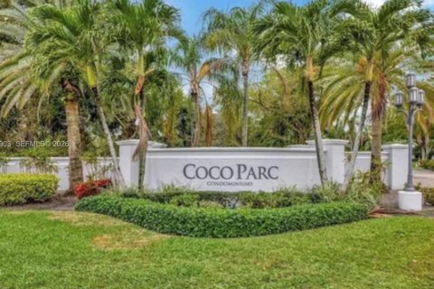 Condo in Coconut Creek, Florida, 2 bedrooms  № 2068233