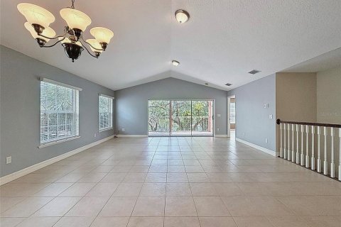 House in New Port Richey, Florida 3 bedrooms, 152.27 sq.m. № 1884455 - photo 6