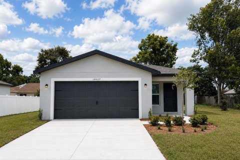 House in Spring Hill, Florida 3 bedrooms, 158.58 sq.m. № 2195832