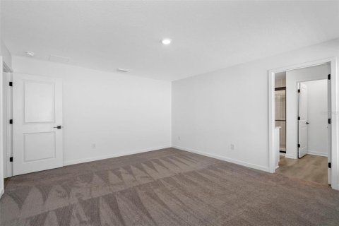 House in Spring Hill, Florida 3 bedrooms, 158.58 sq.m. № 2195832 - photo 8