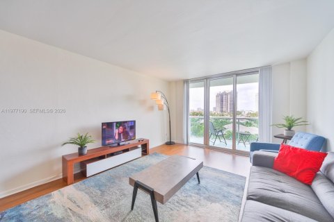 Copropriété à vendre à Sunny Isles Beach, Floride: 1 chambre, 93.37 m2 № 2041594 - photo 11
