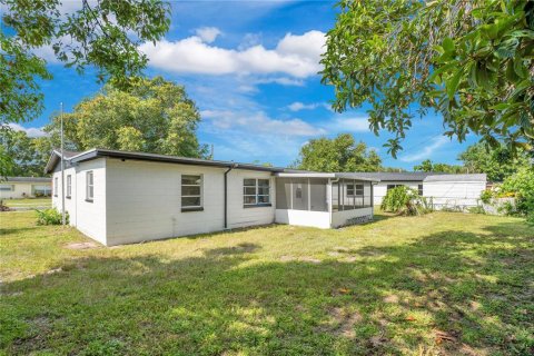 House in Cocoa, Florida 4 bedrooms, 127.65 sq.m. № 1798334 - photo 26