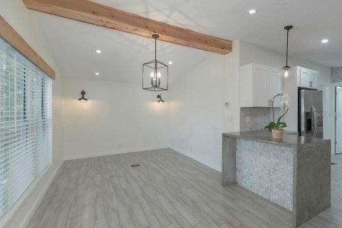Casa en venta en Palm Harbor, Florida, 2 dormitorios, 129.32 m2 № 1529543 - foto 2
