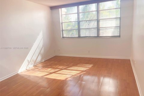 Copropriété à vendre à Hallandale Beach, Floride: 1 chambre, 78.97 m2 № 2063388 - photo 23