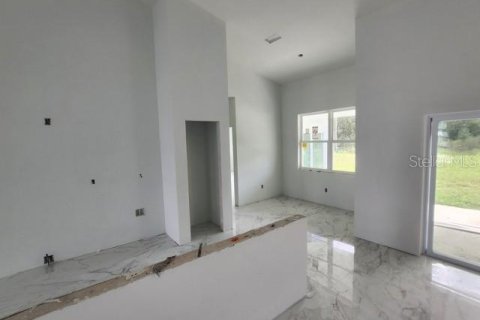 Villa ou maison à vendre à Ocala, Floride: 4 chambres, 188.03 m2 № 2418889 - photo 5