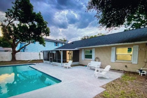 Casa en venta en Ocoee, Florida, 4 dormitorios, 165.37 m2 № 2387345 - foto 5