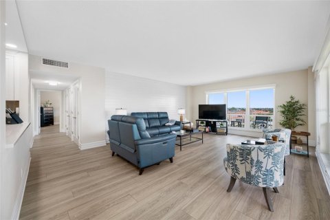 Condo in Clearwater, Florida, 2 bedrooms № 2258316 - photo 26