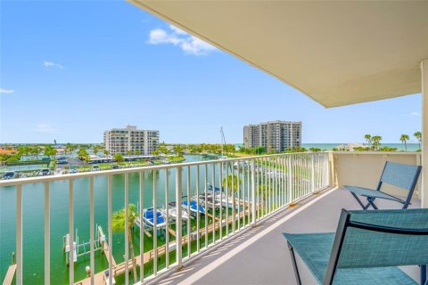 Condo in Clearwater, Florida, 2 bedrooms № 2258316 - photo 9
