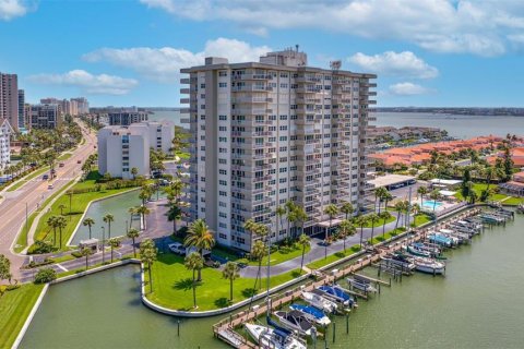 Condo in Clearwater, Florida, 2 bedrooms № 2258316