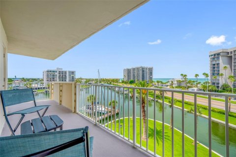 Condo in Clearwater, Florida, 2 bedrooms № 2258316 - photo 10