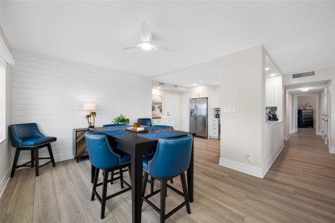 Condo in Clearwater, Florida, 2 bedrooms № 2258316 - photo 23