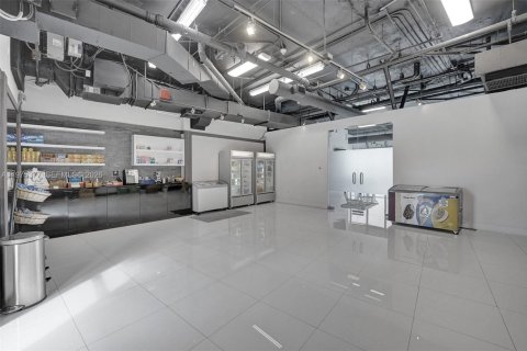 Copropriété à vendre à Miami, Floride: 1 chambre, 71.81 m2 № 2040018 - photo 23