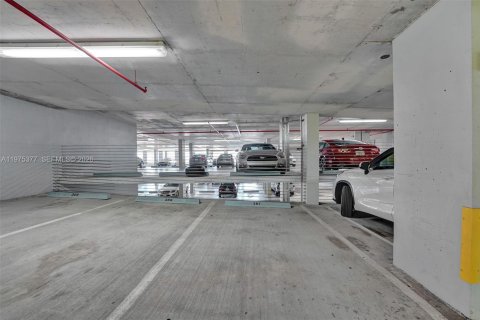 Copropriété à vendre à Miami, Floride: 1 chambre, 71.81 m2 № 2040018 - photo 30
