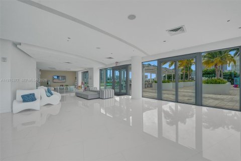 Copropriété à vendre à Miami, Floride: 1 chambre, 71.81 m2 № 2040018 - photo 22