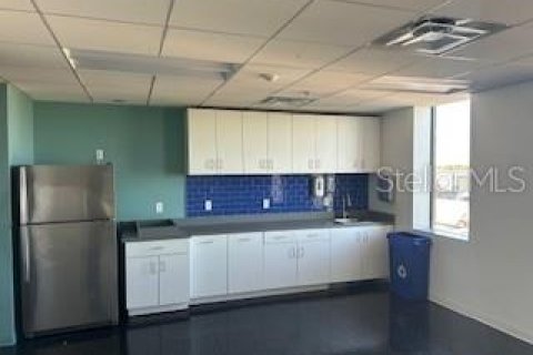 Immobilier commercial à louer à Ocala, Floride: 608.88 m2 № 2109179 - photo 6