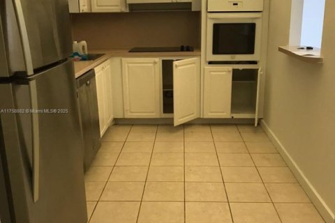 Condominio en alquiler en Sunny Isles Beach, Florida, 2 dormitorios, 143.91 m2 № 1863247 - foto 8