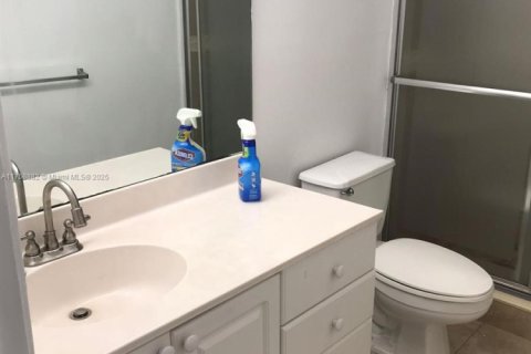 Condominio en alquiler en Sunny Isles Beach, Florida, 2 dormitorios, 143.91 m2 № 1863247 - foto 7