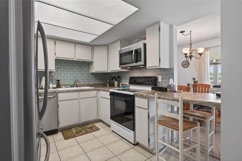 Copropriété à vendre à Ocala, Floride: 2 chambres, 105.72 m2 № 2233294 - photo 9