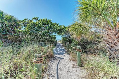 Villa ou maison à louer à Nokomis, Floride: 2 chambres, 85.47 m2 № 2139662 - photo 11