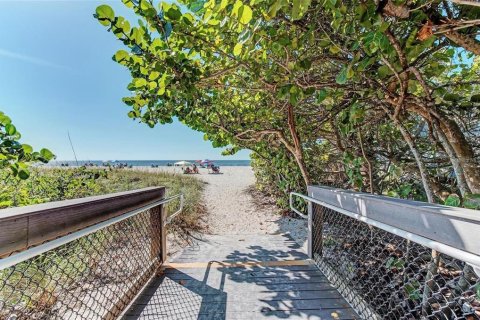 Villa ou maison à louer à Nokomis, Floride: 2 chambres, 85.47 m2 № 2139662 - photo 10