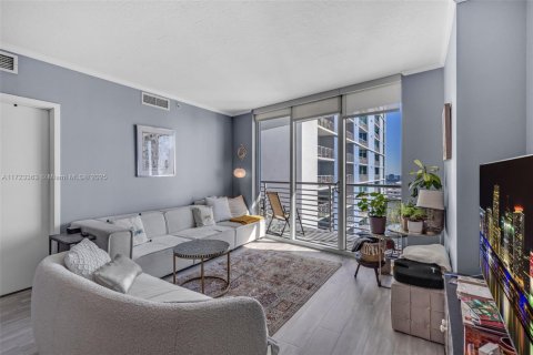 Condo in Miami, Florida, 3 bedrooms  № 1764468 - photo 10