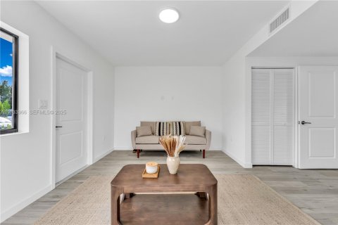 Adosado en alquiler en North Miami Beach, Florida, 2 dormitorios, 111.48 m2 № 1992254 - foto 8