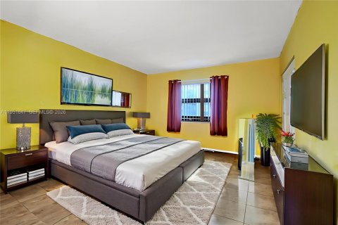 Condominio en venta en Miami, Florida, 2 dormitorios, 80.82 m2 № 2007713 - foto 12