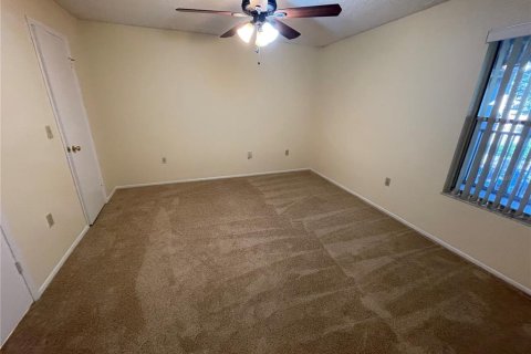 Condo in Altamonte Springs, Florida, 2 bedrooms  № 1908494 - photo 8