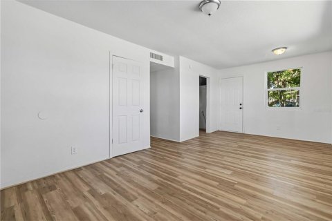 Villa ou maison à vendre à Daytona Beach, Floride: 3 chambres, 93.92 m2 № 2393415 - photo 4
