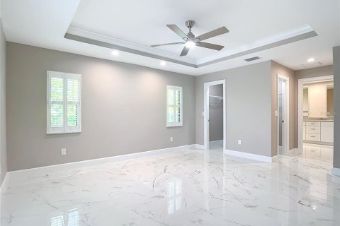 House in Port Charlotte, Florida 4 bedrooms, 191.29 sq.m. № 2233780 - photo 25