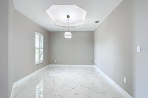 House in Port Charlotte, Florida 4 bedrooms, 191.29 sq.m. № 2233780 - photo 7