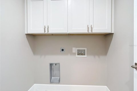 House in Port Charlotte, Florida 4 bedrooms, 191.29 sq.m. № 2233780 - photo 16