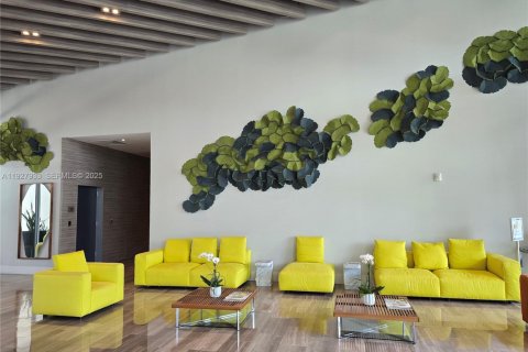 Снять в аренду кондоминиум в Майами, Флорида 1 спальня, 62.71м2, № 1988156 - фото 14