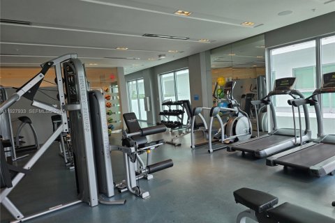 Снять в аренду кондоминиум в Майами, Флорида 1 спальня, 62.71м2, № 1988156 - фото 18